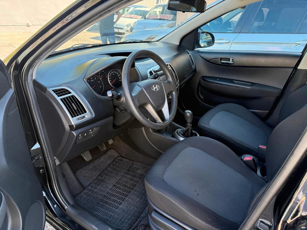 HYUNDAI i20 1.1 CRDi 5p. Sound Edition OK NEOP