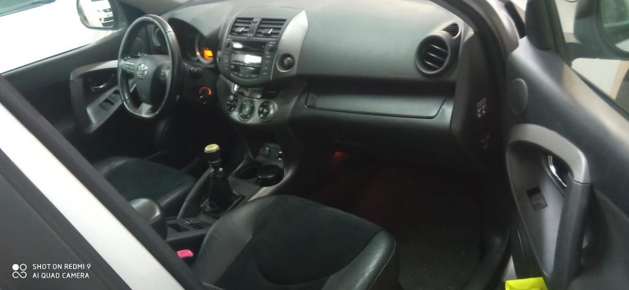 TOYOTA RAV 4 D4D ADW CROSSOVER 5 PORTE