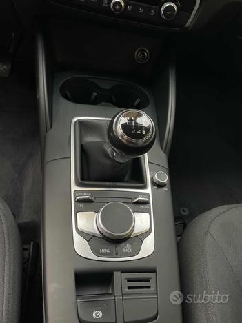 AUDI A3 1.6 TDI Business