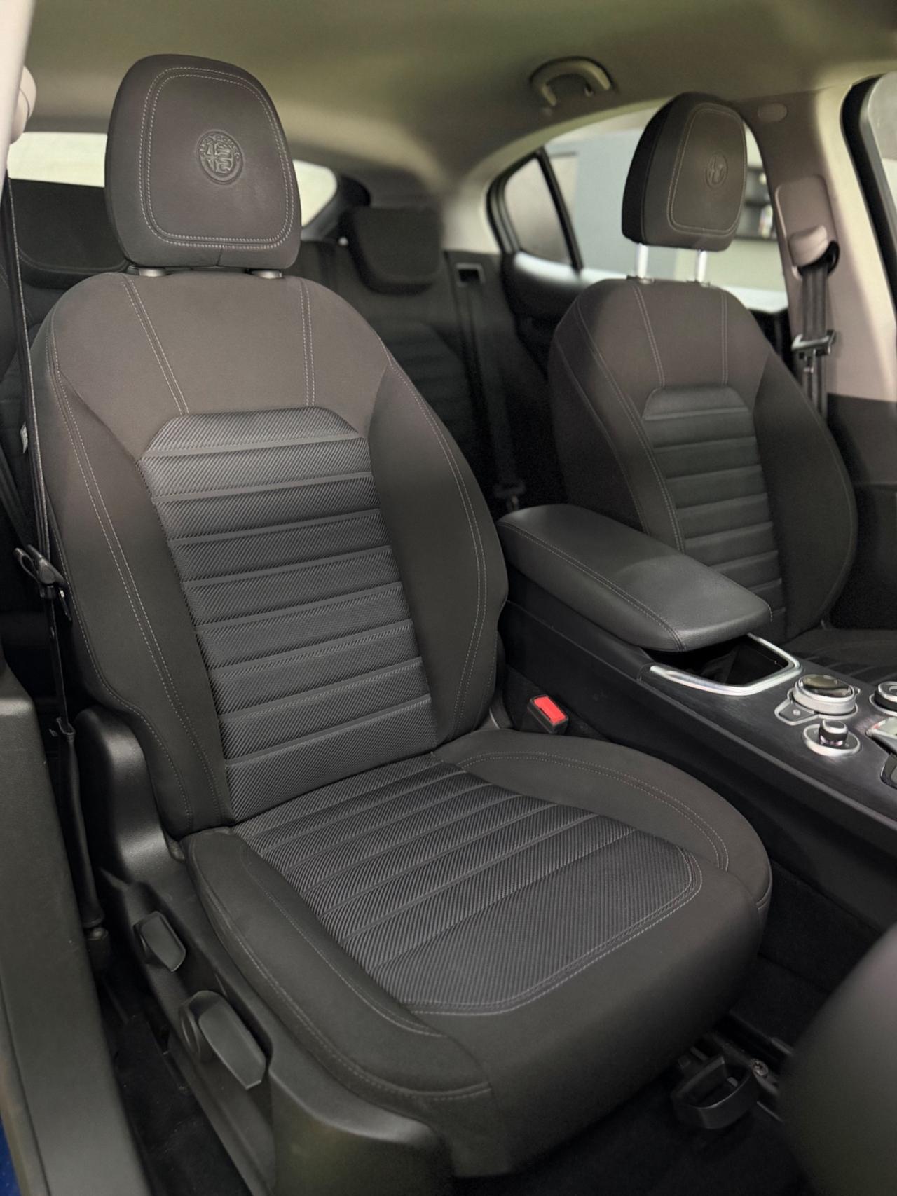 Alfa Romeo Stelvio 2.2 Turbodiesel 190 CV AT8 RWD Executive