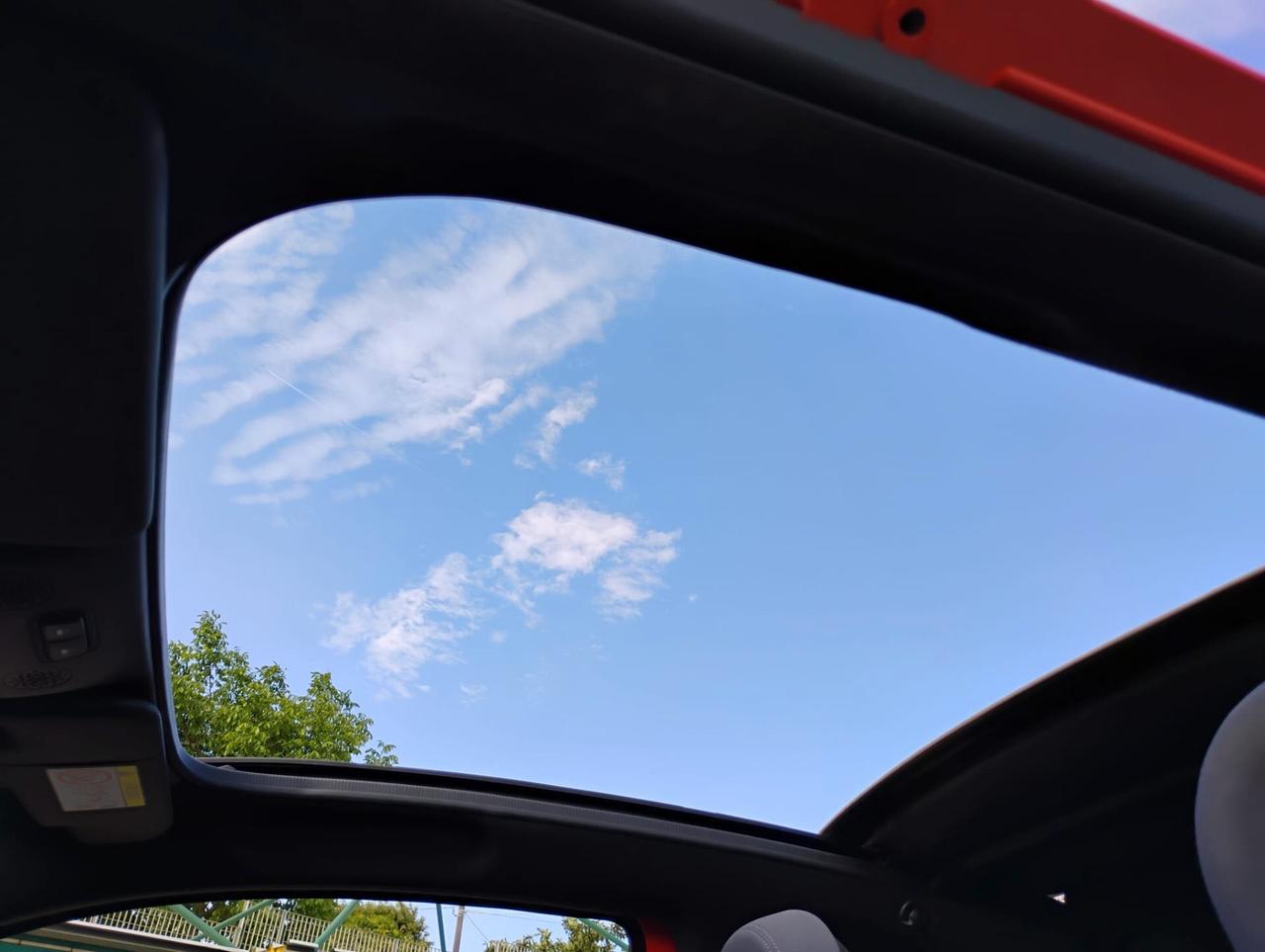 Fiat 500 C 1.0 Hybrid Dolcevita Special Edition