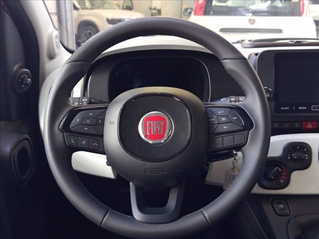 FIAT Pandina Cross 1.0 firefly hybrid s&s 70cv del 2025