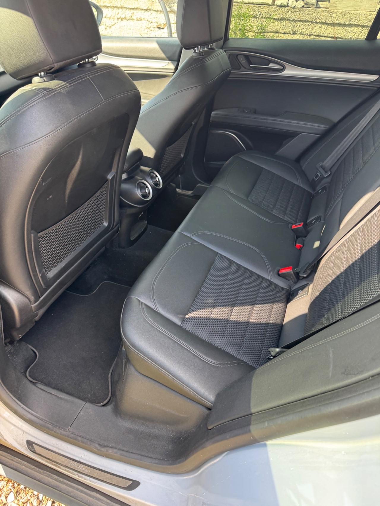 Alfa Romeo Stelvio 2.2 Turbodiesel 190 CV AT8 Q4 Sprint