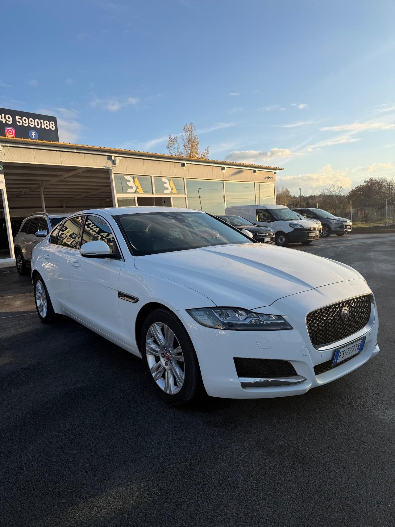 Jaguar XF 2.0 D 180 CV AWD aut. Prestige Business Edition
