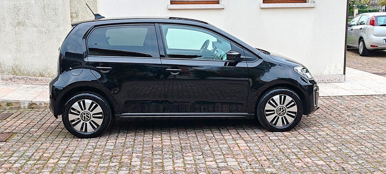 Volkswagen e-up! 5p 82CV- Anno 2021