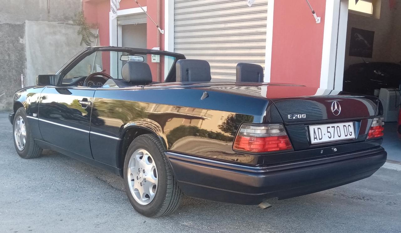 Mercedes-benz E 200 Cabriolet-1995