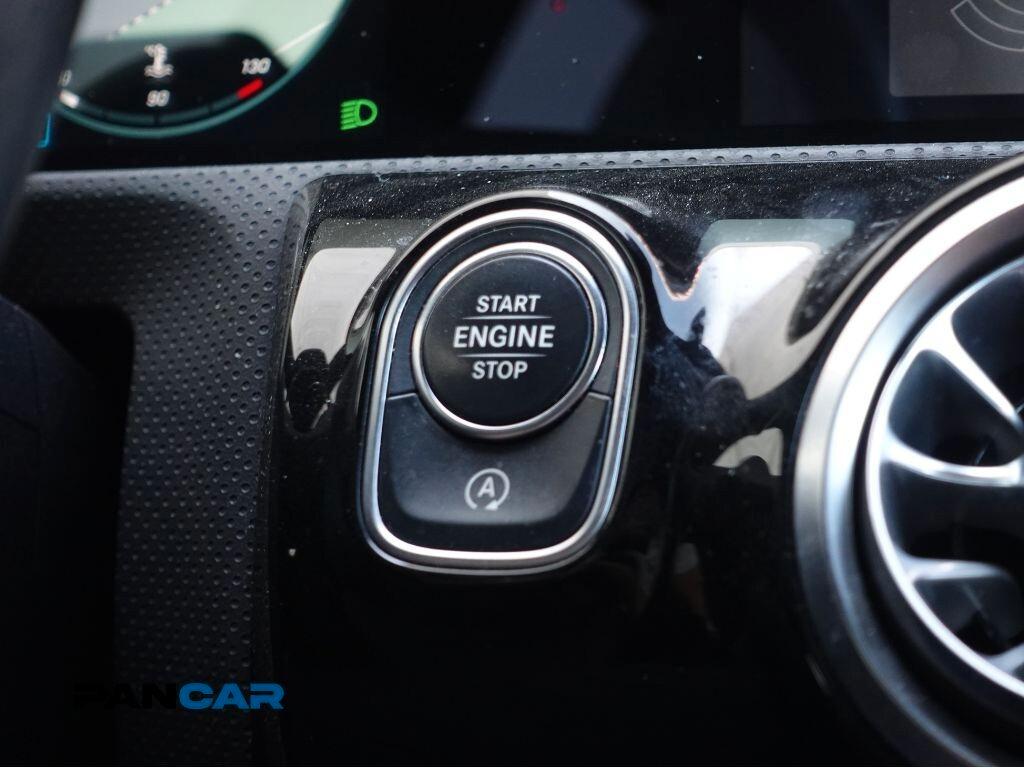 Mercedes-benz A 180 d Sport Night
