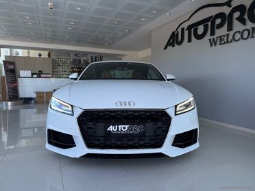 AUDI TT Coupé 40 TFSI S tronic