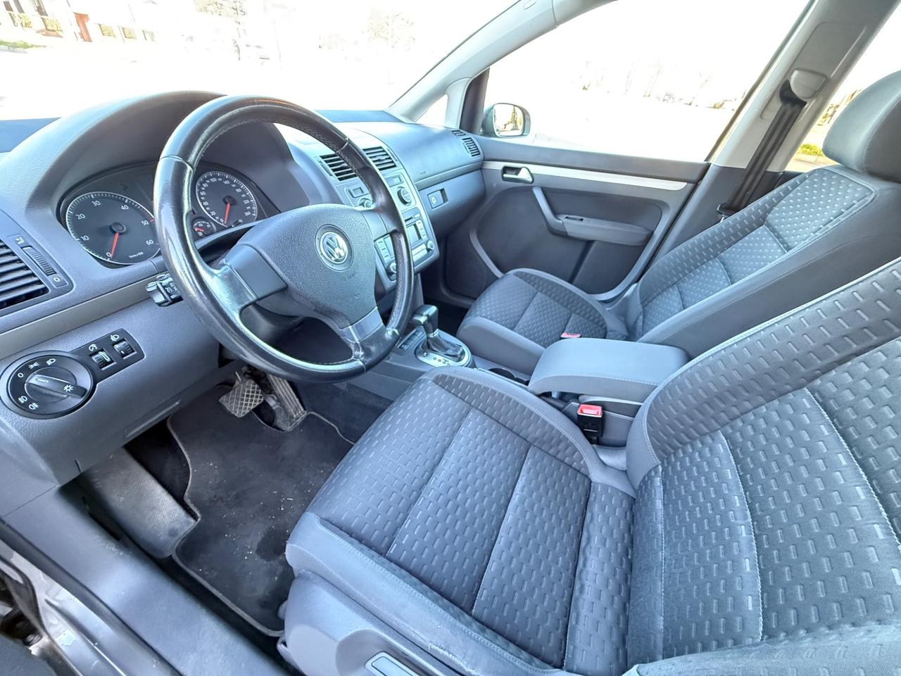 Volkswagen Touran 1.9 TDI DPF DSG Trendline