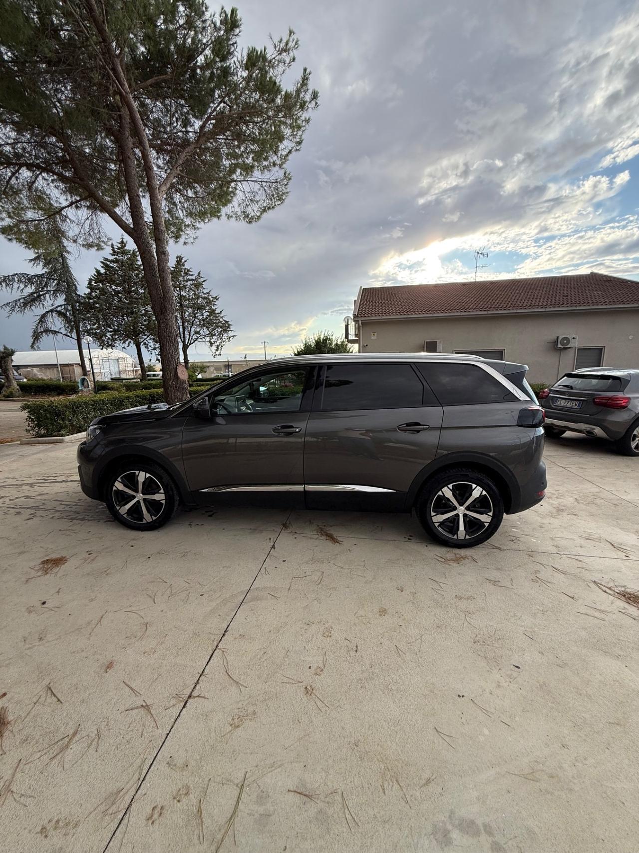Peugeot 5008 BlueHDi 130 S&S Allure