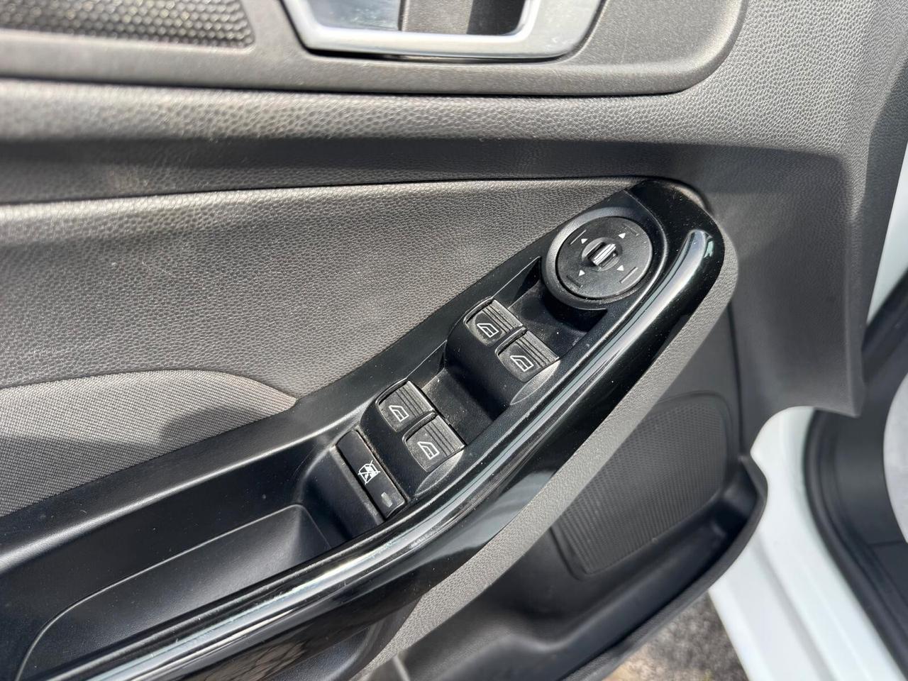 Ford Fiesta 1.4 GPL (SCADENZA 2034) 5P TITANIUM 2014