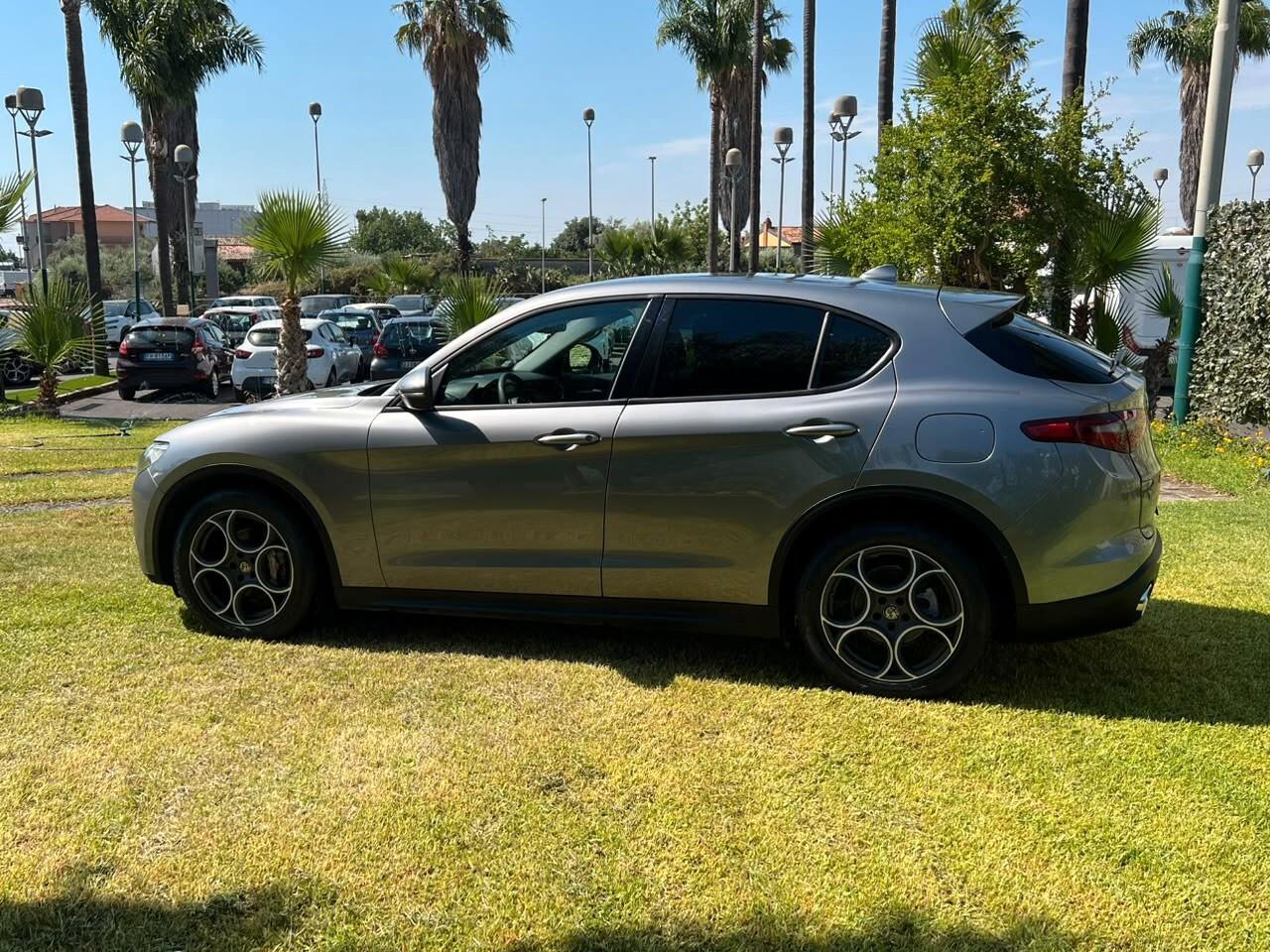 Alfa Romeo Stelvio 2.2 Turbodiesel 160 CV AT8 RWD Sport-Tech