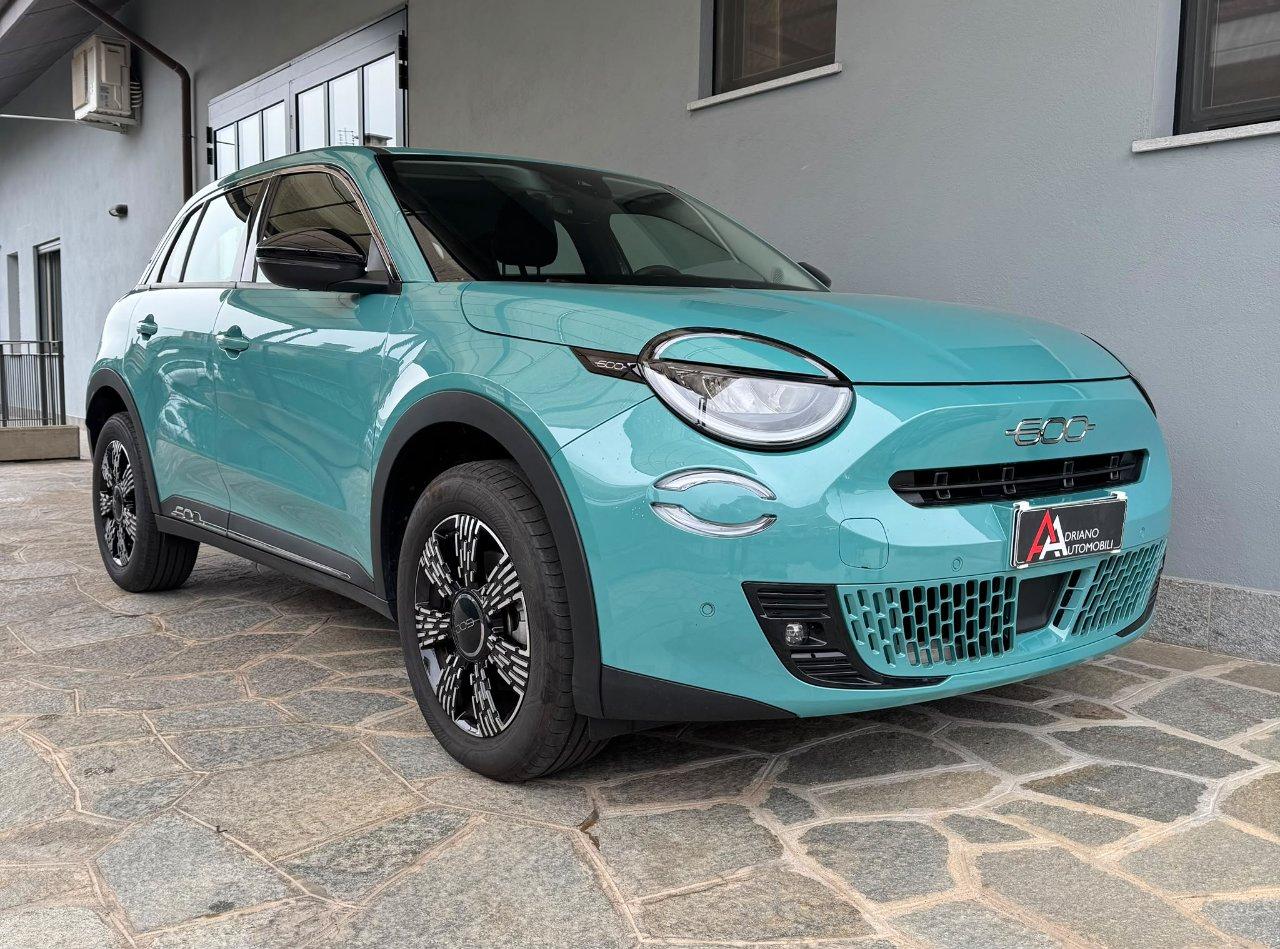 Fiat 600 1.2 hybrid 145cv auto
