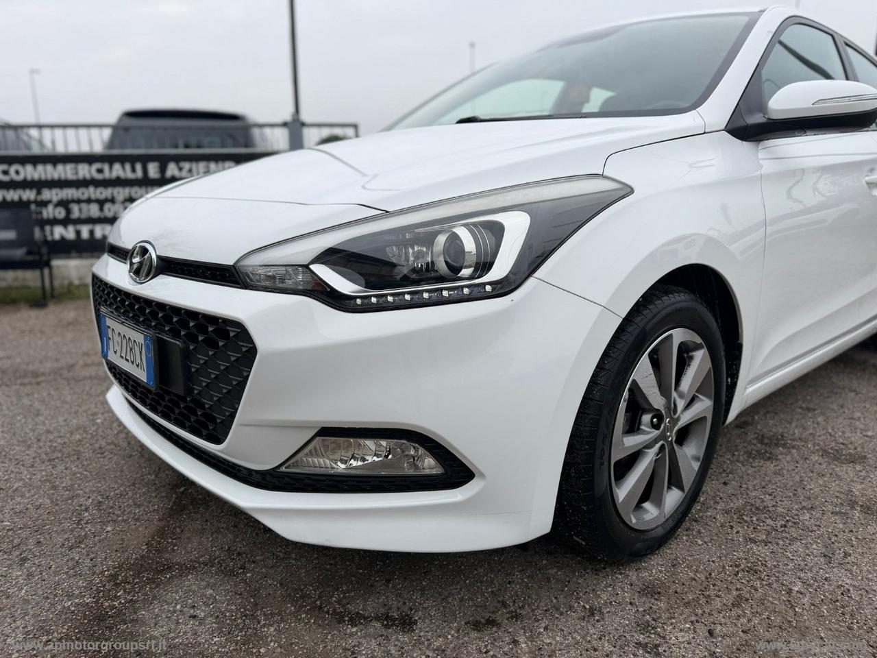 HYUNDAI i20 1.2 84 CV 5p. Econext Comfort