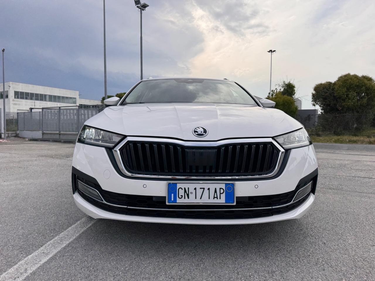 Skoda Octavia 1.5 G-TEC DSG Wagon Style