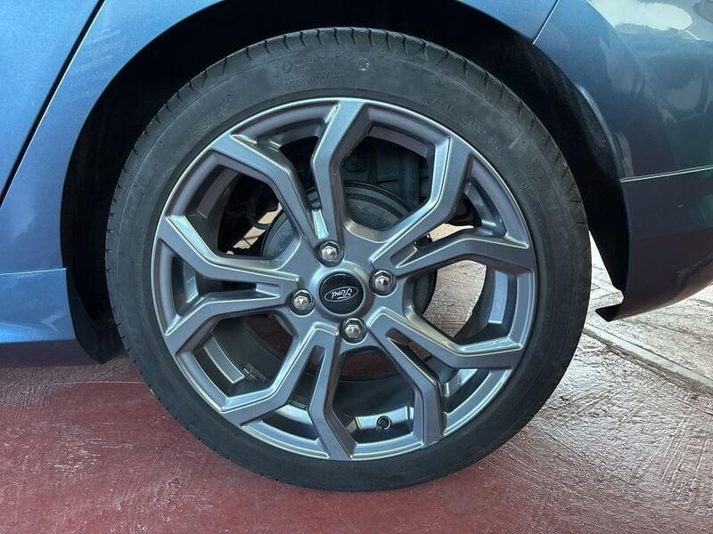 Ford Fiesta Fiesta 1.0 Ecoboost Hybrid 125 CV 5 porte ST-Line