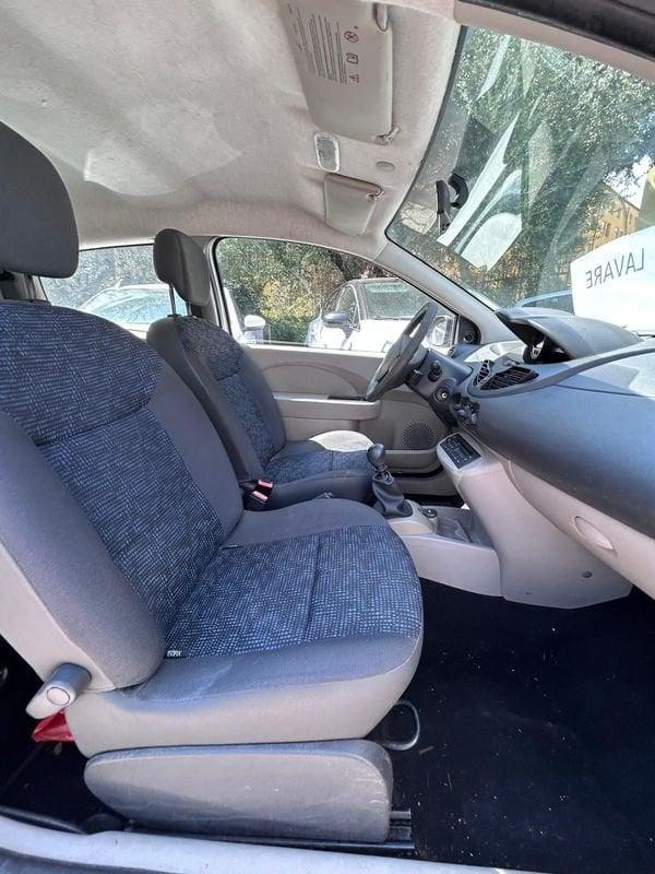 Renault Twingo Twingo 1.2 8V Dynamique