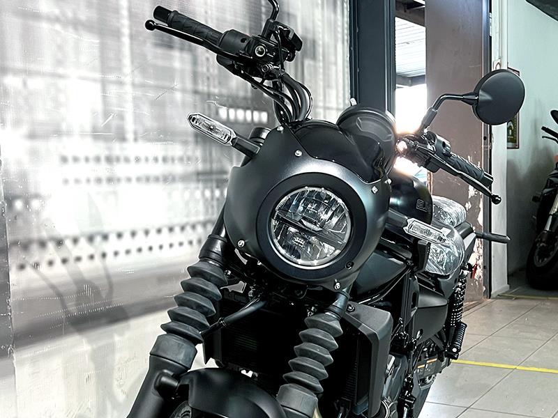 Kawasaki Eliminator 500 SE