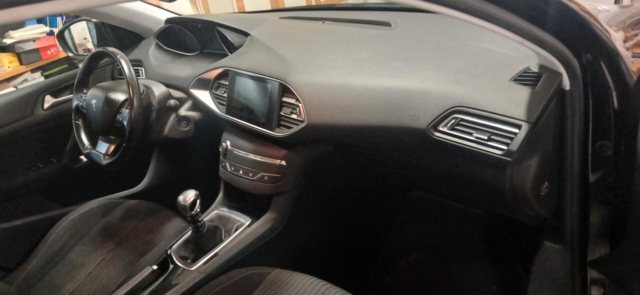 Peugeot 308 1.6 s.w. diesel neopatentati