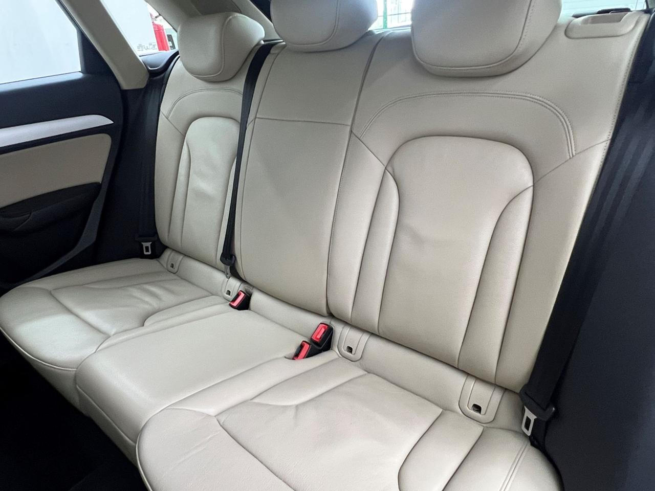 AUDI Q3 I 2015 Q3 2.0 tdi Business 120cv