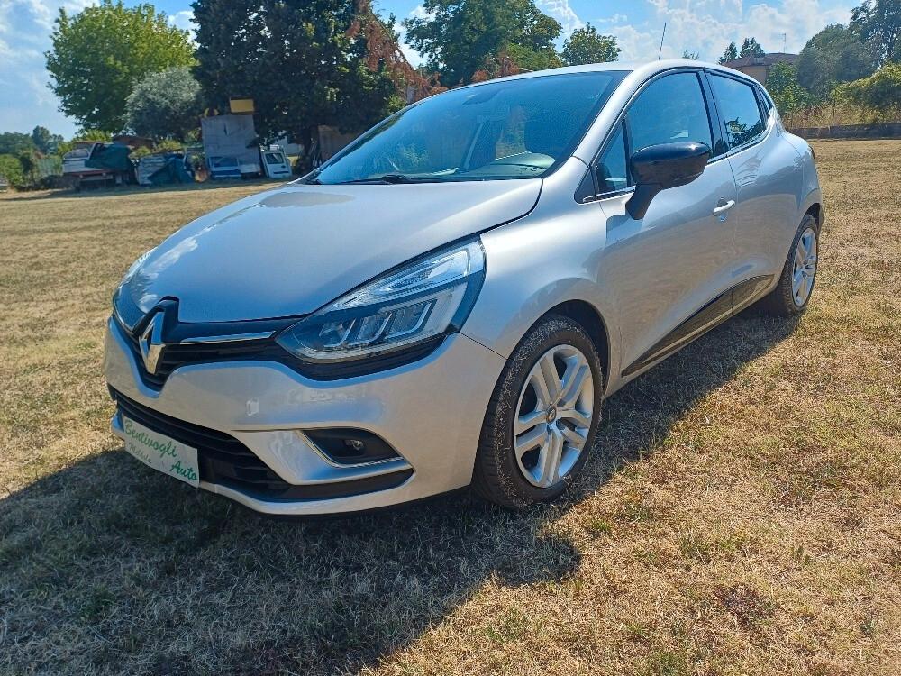 Renault Clio dCi 8V 75 CV 5 porte Moschino Zen