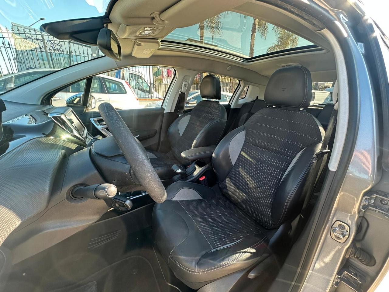 Peugeot 2008 BlueHDi 100 Allure