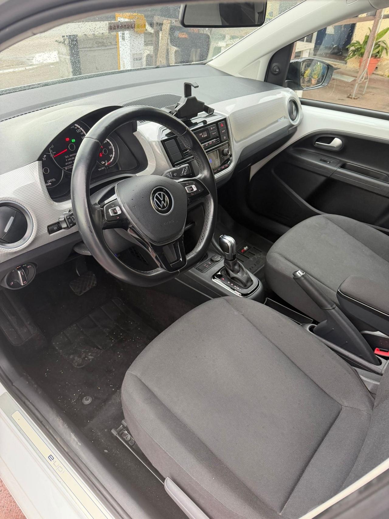 Volkswagen up! e-up! 82 CV