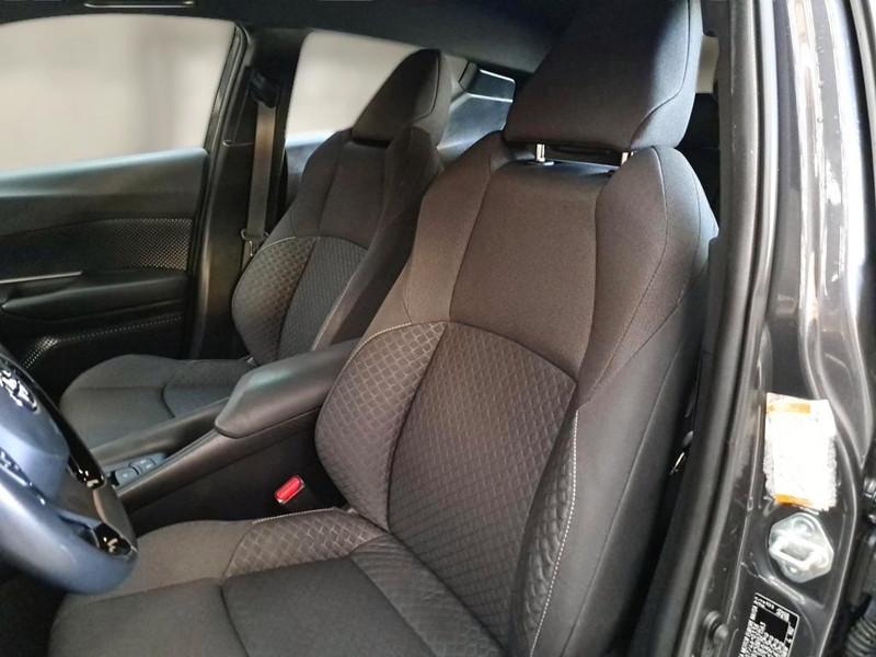 TOYOTA C-HR 1.8H 98CV E-CVT Business