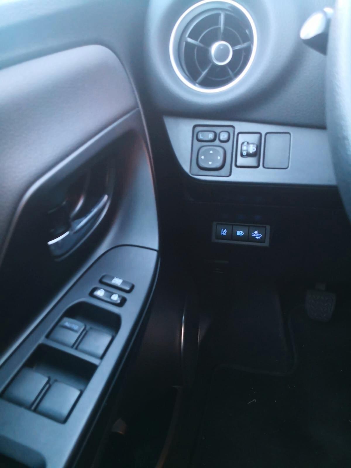 Toyota Yaris 1.0 72CV 5p Lounge ***TAGLIANDI TOYOTA***
