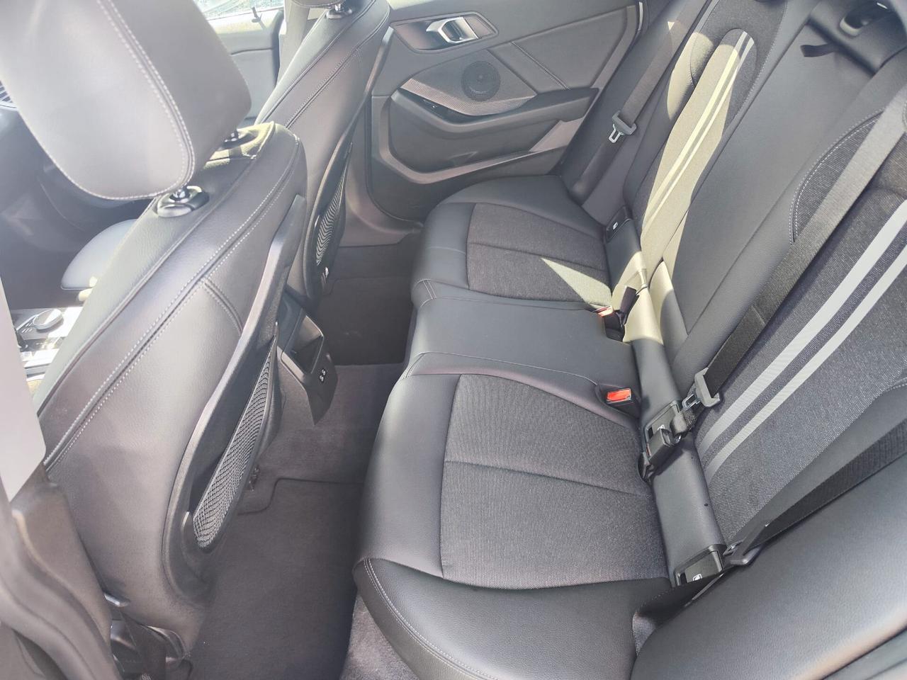 Bmw Serie 2 Gran Coupé 216d Business Advantage aut.