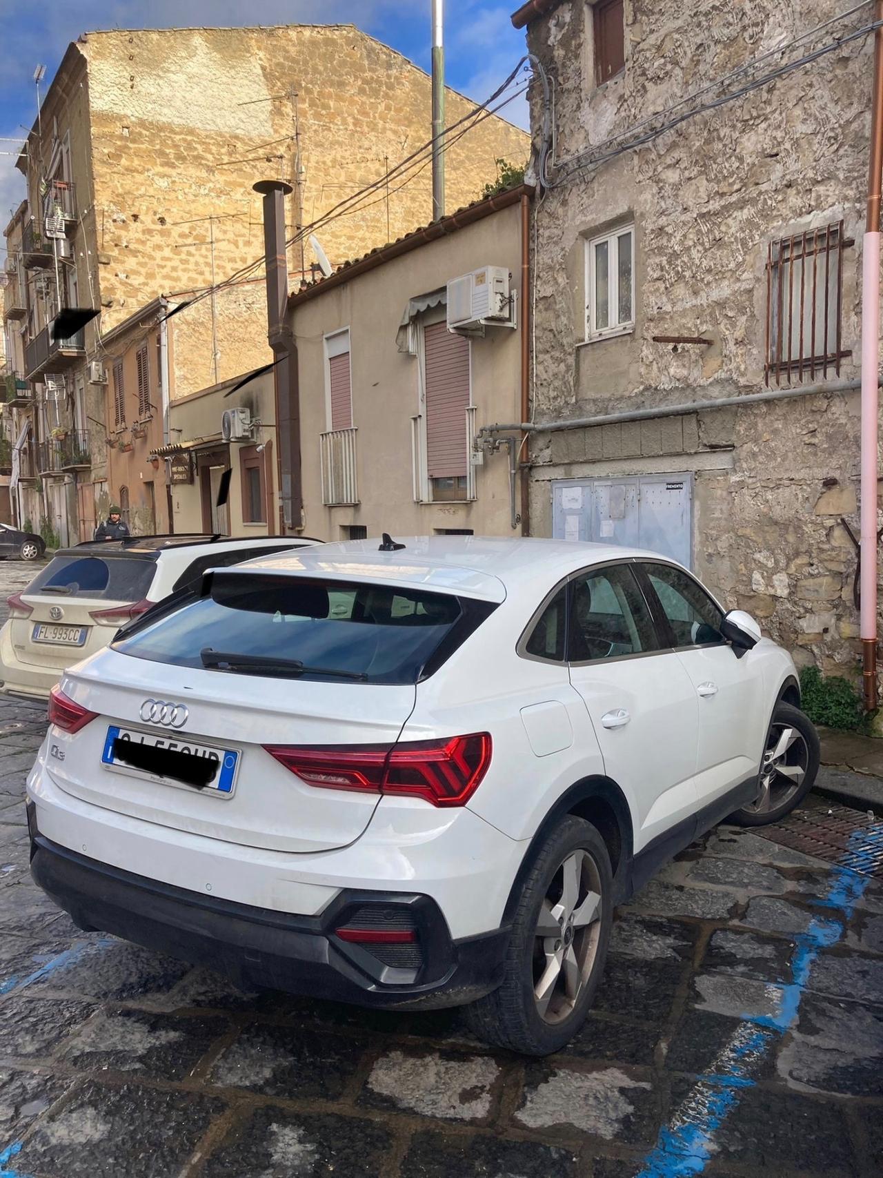 Audi Q3 35 TDI S tronic Business Advanced