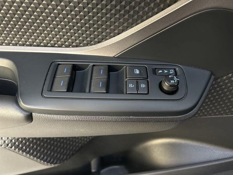 Toyota C-HR 1.8 Hybrid E-CVT Active