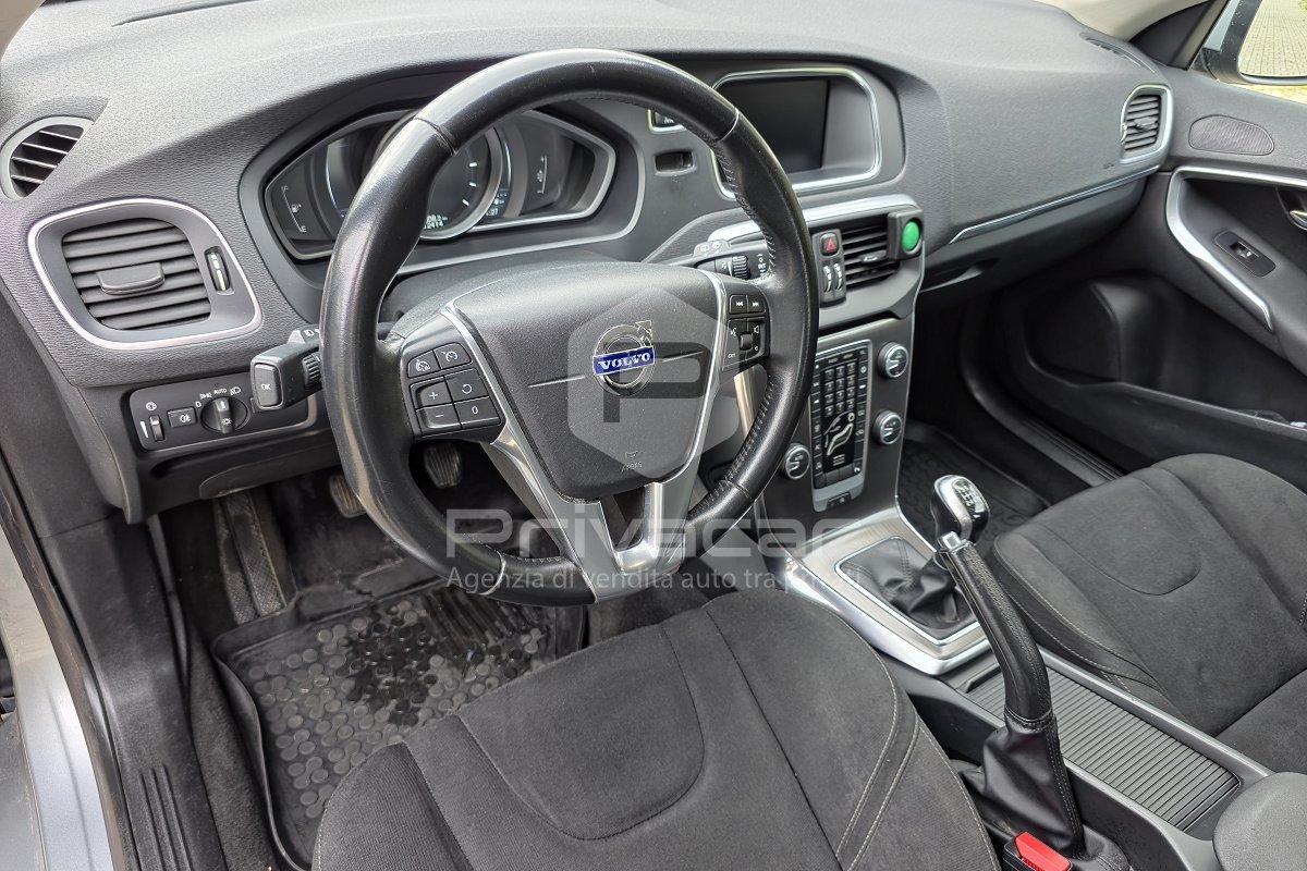 VOLVO V40 D2 Kinetic