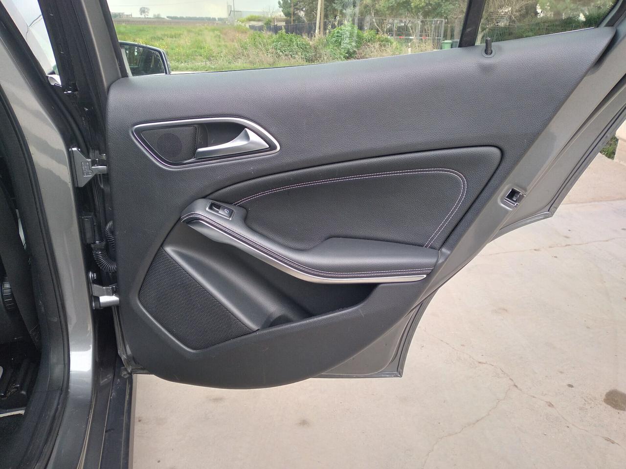 Mercedes-benz GLA 200 CDI Sport