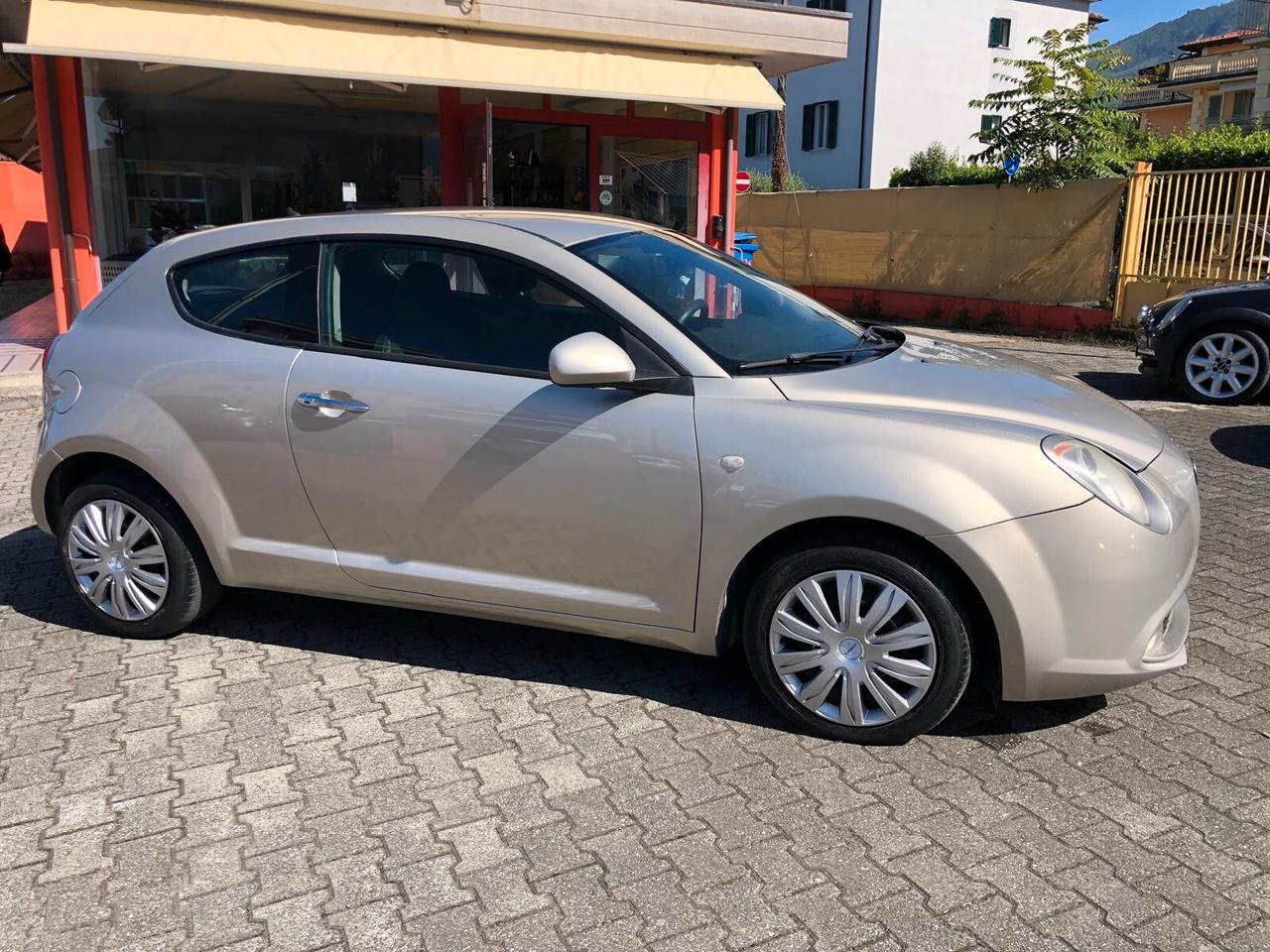 Alfa Romeo MiTo 1.4 8V ADATTA PER NEOPATENTATI CON GARANZIA 12 MESI E POSSIBILITA' DI ESTENSIONE FINO A 36 MESI!!!