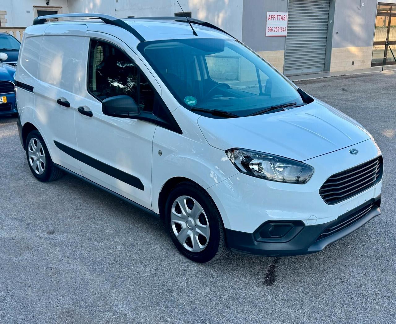 Ford Transit Courier 1.0 EcoBoost 100CV Trend