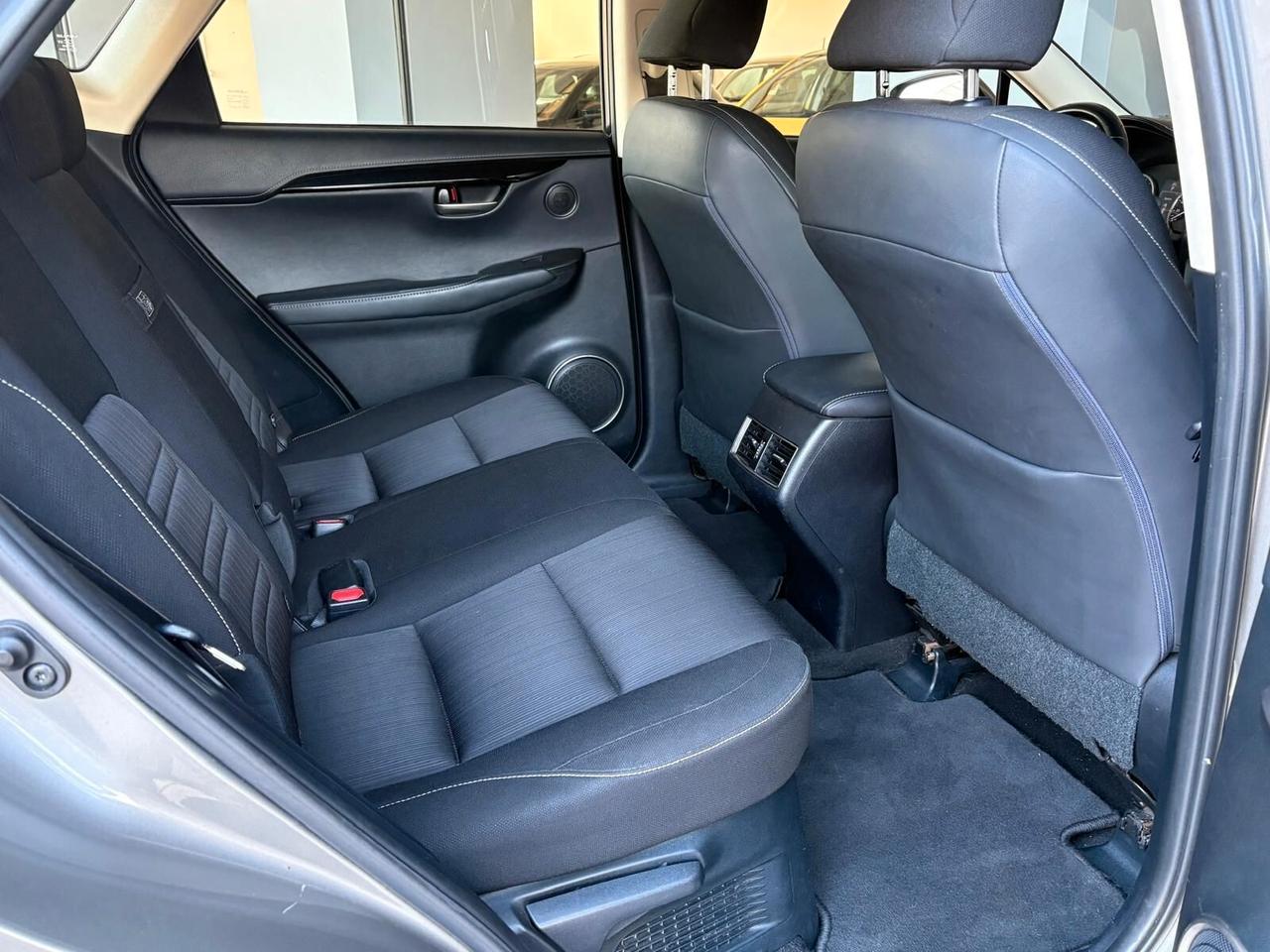 Lexus NX 300h Hybrid Executive