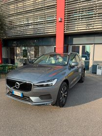Volvo XC60 B4 AWD Geartronic Momentum MY21