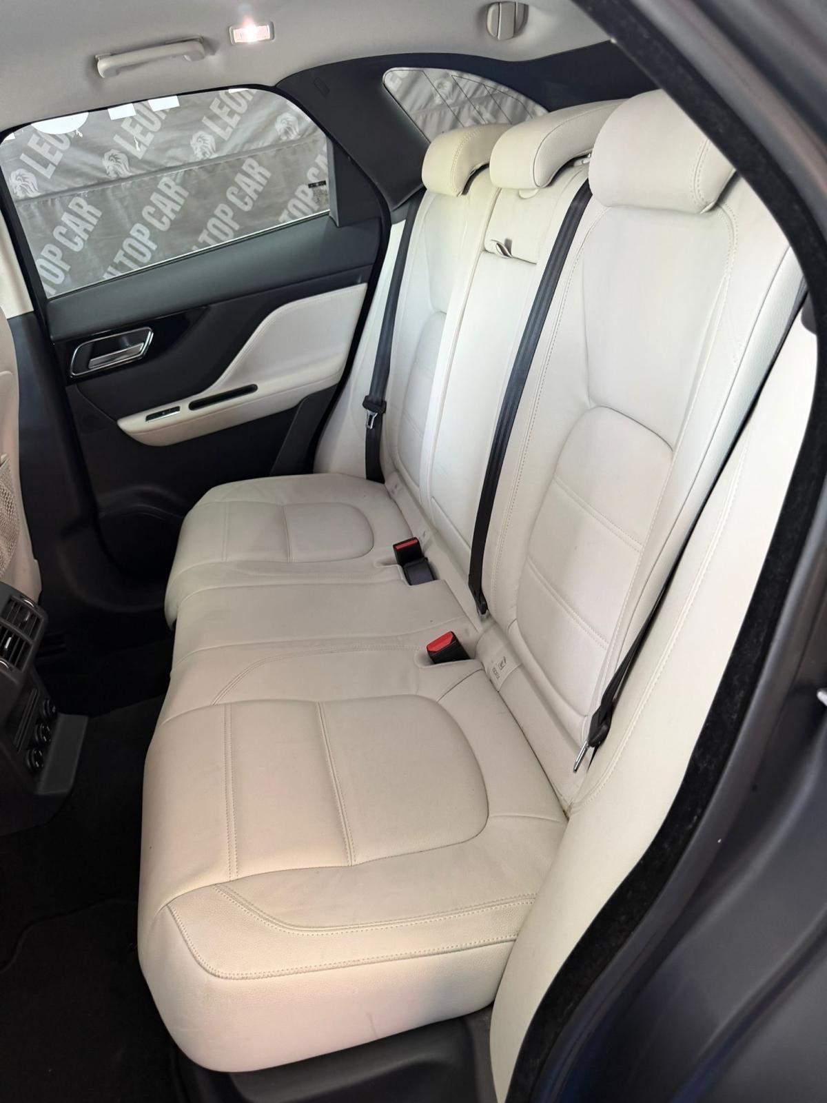 Jaguar F-Pace 2.0 D 180 CV AWD Portfolio permute e finanziamenti