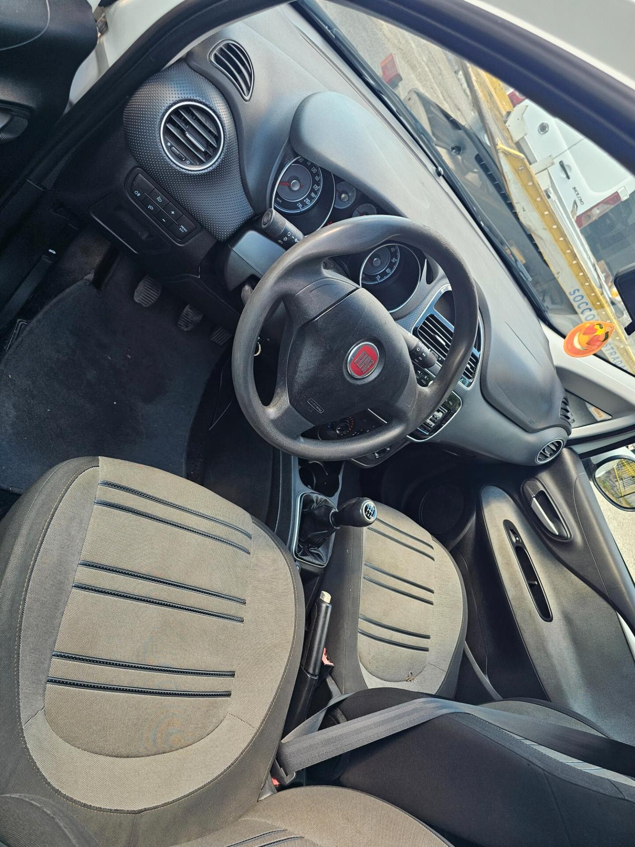 Fiat Punto 1.3 MJT II 75 CV 5 porte Easy autocarro 4 posti