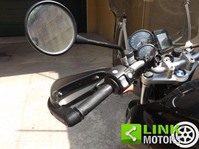BMW R 1200 R anno 2008 con valigie laterali BMW originali