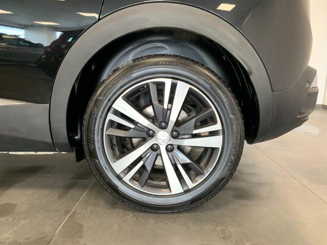PEUGEOT 3008 1.5 BlueHDi EAT8 Allure Pack Automatico