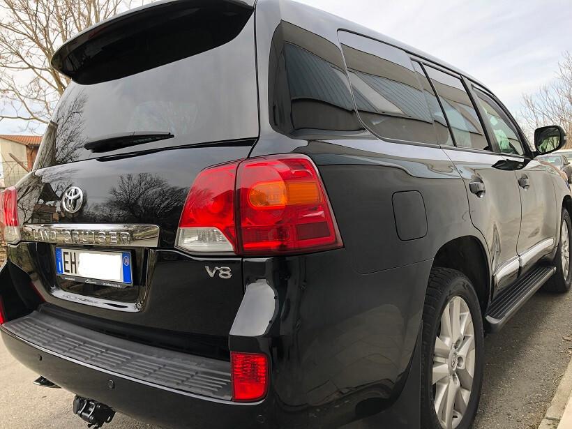 Toyota Land Cruiser J20 VDJ 200 M