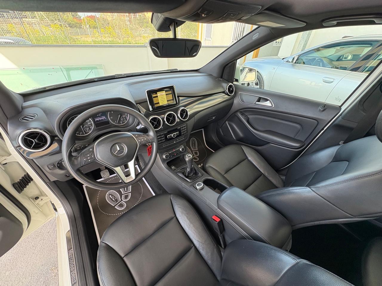 Mercedes-benz B 180 200 CDI BlueEFFICIENCY Premium