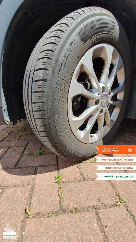 MERCEDES GLA (X156) GLA 180 d Automati...