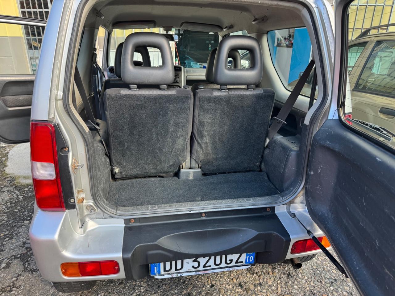 Suzuki Jimny 1.5 DDiS cat 4WD JLX