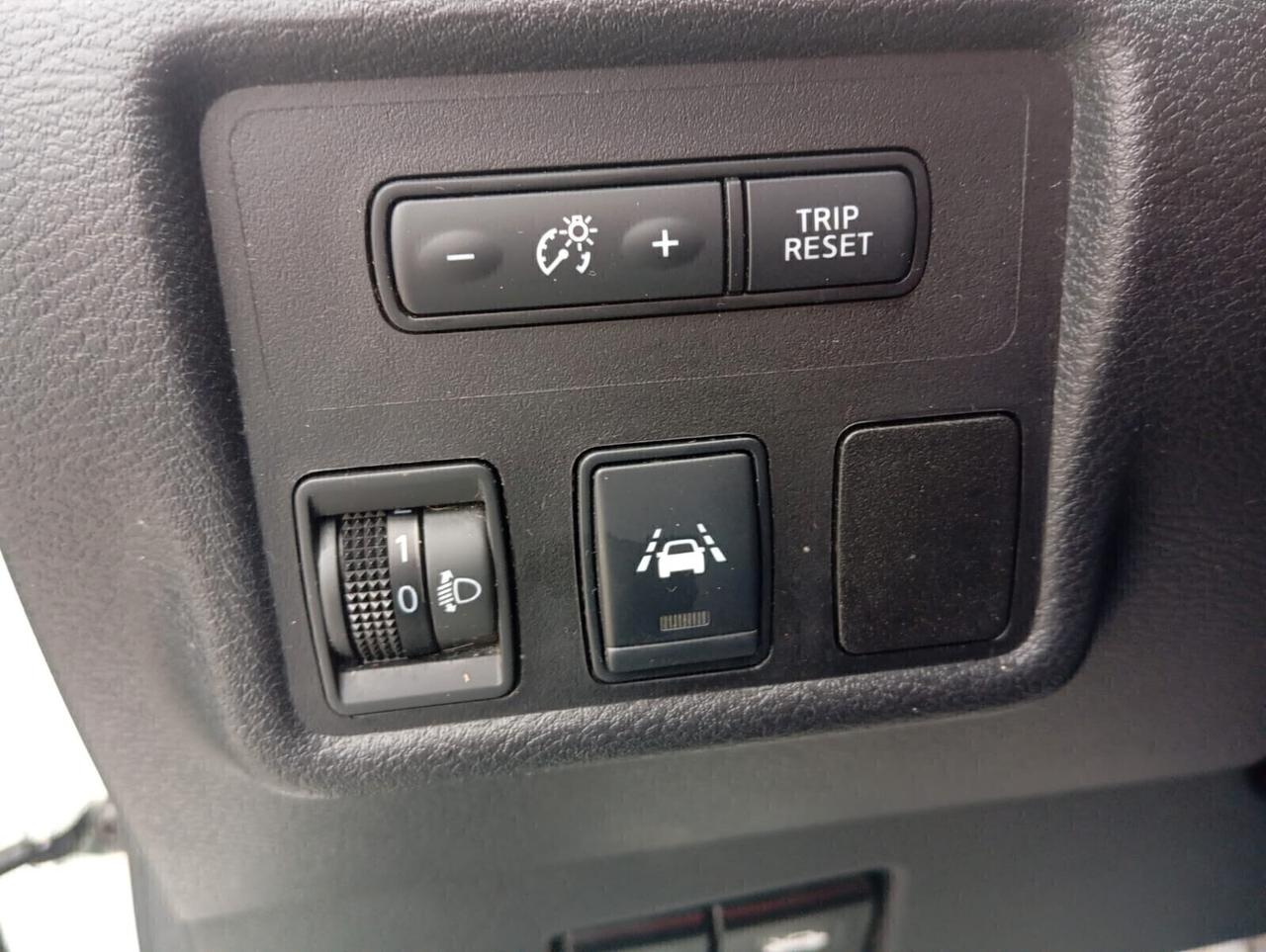 Micra 1.0 benzina TAGLIANDI CERT NISSAN