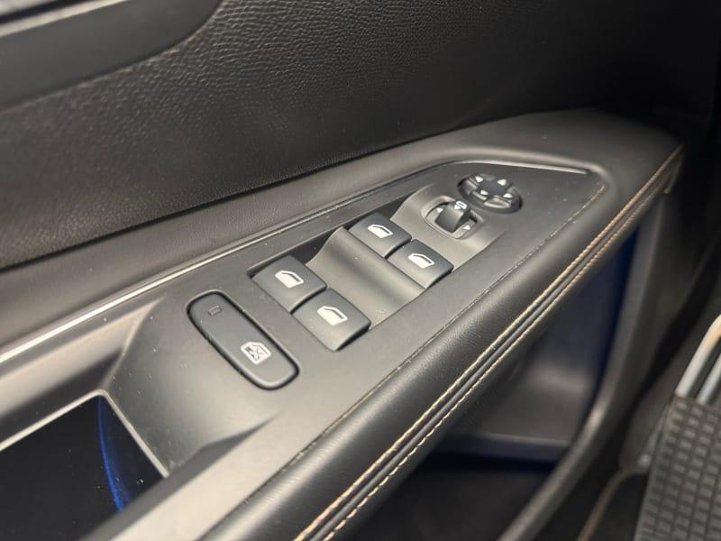 PEUGEOT 5008 BLUEHDI 120 S&S EAT6 GT L