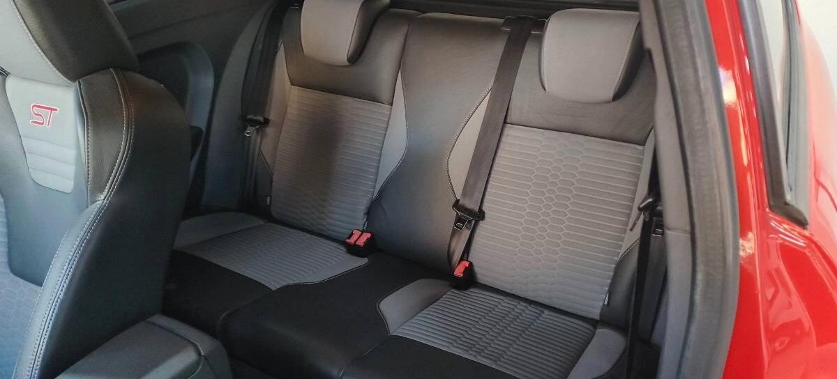 Ford Fiesta Fiesta VI 2015 1.6 ST 182cv+57