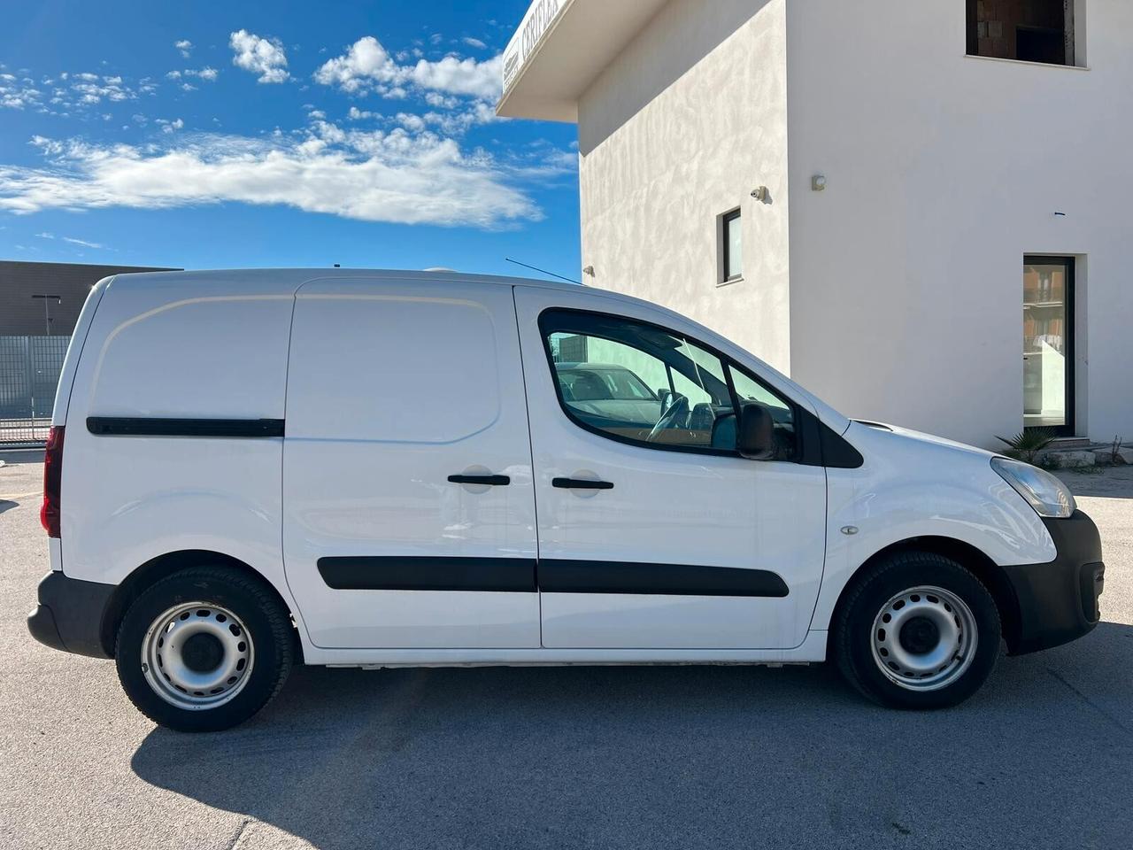 Peugeot Partner BlueHDi 75 L1 Furgone Pro